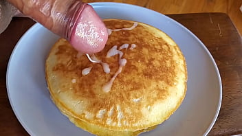 Preview 2 of Gosex Mom Pw - Starting 2023 with Hot Cum Strawberry Pancakes!
