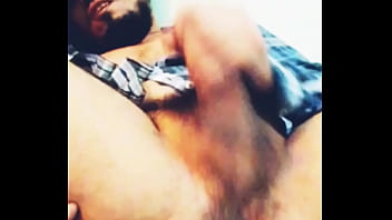 Preview 3 of Www Elephanttubecom - le hice v&iacute_deo llamada a un papi hermoso