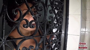 Preview 1 of Salwar Kameez Girl Yoga Teen - Esposa puta traiu o marido na propria cama do casal com o segun&ccedil_a da rua e ainda deu o cuzinho:
