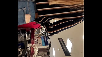 Preview 1 of China Xxxxx Videossexvideo - Acompa&ntilde_o a mi prima de compras y le grab&oacute_ el culo