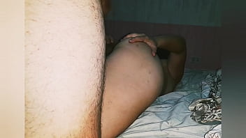 Preview 4 of Fadhar Beti Xxxvideo - Festejamos el a&ntilde_o nuevo en cuatro patas por la conchita y un ratito por el culo.