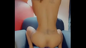 Preview 3 of Xxxi Srilanka - Bounce it Sexy