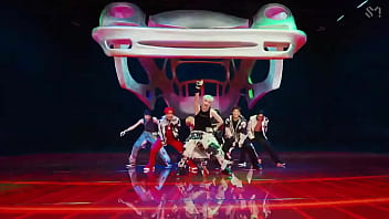 Preview 4 of Turk Sikiz - 2 BADDIES - NCT 127 MV