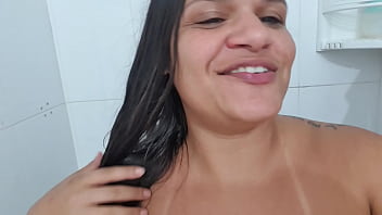 Preview 1 of Xxx Vdioes Mom And Son - Fetiche por transar encima de um caminhao a um camioneiro barbudo e sujo de graxa