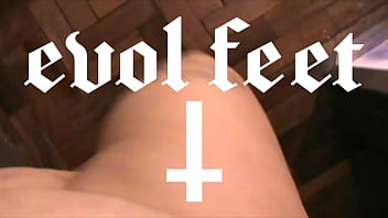 Preview 1 of Czech Streamer Elithecat - Some Feet To Help You Through The Week