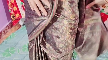 Preview 1 of Khloe Kardashian Sextapes - देसी भाभी ने कहा कि मुझे चोदो भाई मेरा चूत बहुत गर्म हुवा है चोदोगे नही तो कोई और चूत चोदेगा
