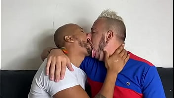 Preview 2 of My Family Pic - beijao gostoso entre machos latinos
