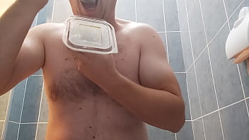 Preview 3 of Hd Bengoli Xxx Forced Video - VID 153 masturbare,  baut pisat si mancare cu sperma (4 min)