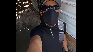 Preview 1 of Famli Sliping - Me lo cog&iacute_ en la choza de un monte