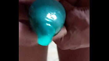Preview 4 of Girls Cummings Videos - Trastullo il marpione con profilattico