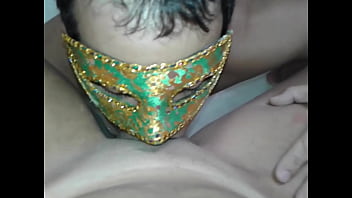 Preview 4 of La Servant - compila&ccedil_&atilde_o de 18 mijadas dessa bucetuda gostosa mijadas na boca em local p&uacute_blico e muito mais