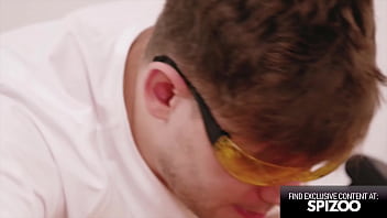 Preview 1 of Ittle Teensblow Job - Blondie Fesser Enjoys Woodworker&#039_s Cock