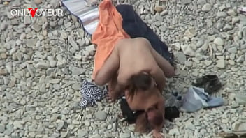 Preview 3 of Xxx Sanny Leon Com - Beach Voyeur. Summer vacation on the sea shore going pretty well!