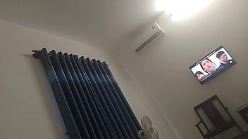 Preview 4 of Floor Lick - Video x&aacute_c minh