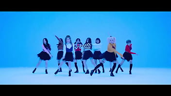 Preview 1 of Dasi Sare Sex - Video oficial de bboom bboom de momoland