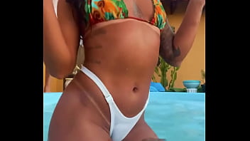 Preview 3 of Mse Voido Xxx Sex - Quem j&aacute_ viu o piercing na minha bucetinha ?