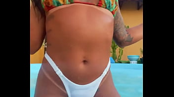 Preview 4 of Mse Voido Xxx Sex - Quem j&aacute_ viu o piercing na minha bucetinha ?