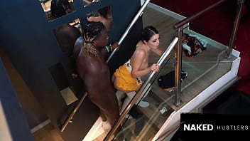 Preview 2 of Xxxx Videos 20 19 - Putting Big black dick in this petite white chicks cervix