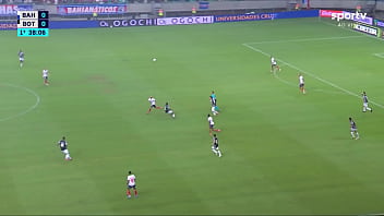 Preview 1 of T Ln Xinh - PULGA FUDENDO BOTAFOGO E CAULY GOSANDO NO GOL