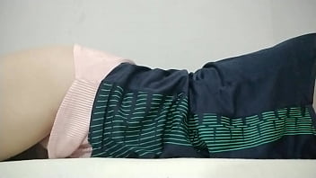 Preview 1 of Hot Sex Xnxx18video H - Enquanto o Corno Trabalha,  Eu acaricio Minha Buceta Macia - Sol Megan Official