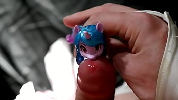 Preview 2 of Sexmyanmar - [EroNekoKun] - MLP Izzy Moonbow fun with my Cock for Cum