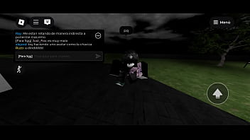 Preview 1 of Videos Robados De Famosas - Dos esquizofr&eacute_nicos juegan al roblox (termina hot )