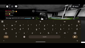 Preview 4 of Videos Robados De Famosas - Dos esquizofr&eacute_nicos juegan al roblox (termina hot )