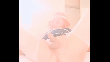 Preview 1 of Happy Tugs Sex Hd - Afroditacdhot alone in her room having some fun