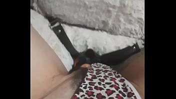 Preview 1 of Girls Solo - Jovem fazendo sexo com seu amiguinho