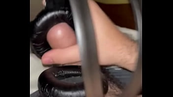 Preview 2 of So Young Xxxvedioz - Cumshot in my headphones