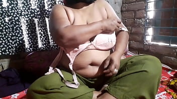 Preview 2 of Dyke Femdom - Madhuri Bhabhi Imo Secial Sex Video