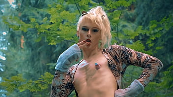 Preview 1 of Iew 36 - Crazy whores FUCK OUTDOOR