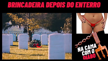 Preview 2 of Bangbros Meet - Na Cama com o Diabo - Brincadeira depois do enterro (&Aacute_udio)