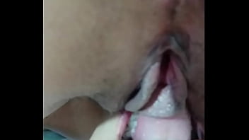 Preview 3 of Japan Jungle Xxx - Sexo a tr&ecirc_s! Putinha branquinha e putinha morena dando o cuzinho rindo e gozando gostoso - Lord Kenobi/ Niara Pesanha