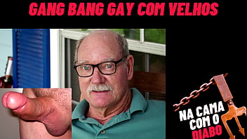 Preview 1 of Pov Xxx Com - Na Cama com o Diabo - Gang bang gay com velhos (&Aacute_udio)
