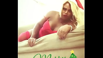 Preview 4 of Indian Mallu Bath - Larissa close Christmas