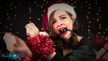 Preview 3 of Mia Electro - Tied In Tinsel