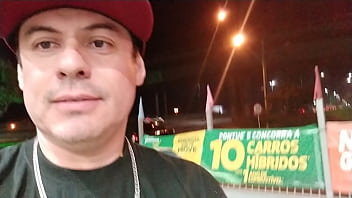 Preview 2 of Bigg Butt Booty Porno - Peguei as gurias aprontando no posto de gasolina