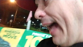 Preview 3 of Bigg Butt Booty Porno - Peguei as gurias aprontando no posto de gasolina