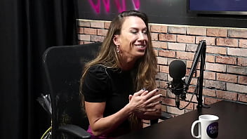 Preview 1 of Hdxxxsexvideo Com - Ela ficou 25 anos ouvindo mulheres reclamando das suas quest&otilde_es sexuais - Lu Cabral Sex&oacute_loga