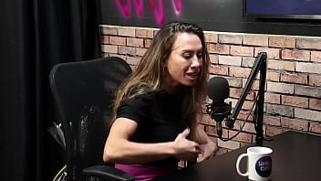 Preview 4 of Momm Porno - A mulher tem que aprender a se estimular - Lu Cabral Sex&oacute_loga