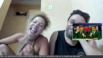 Preview 2 of Virgin Bum Fucking Video - CANTORA DE FUNK MC FIAMA PAGANDO PEITINHO EM SUA ENTREVISTA PARA O NEW YORK TRETA