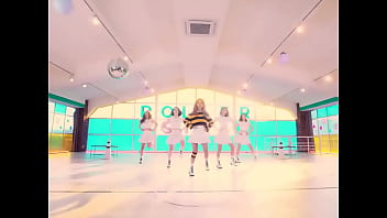 Preview 3 of Agra Village - Everyday I Love You - ViVi (LOONA)