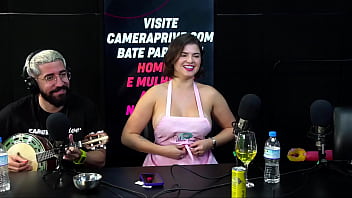 Preview 4 of Punheta Shopping - A gostosa White Fairy voltou,  e ficou peladinha no podcast