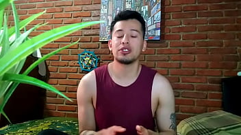Preview 4 of Cojer Rico - Hombre casado enga&ntilde_o a su mujer con el Chacal dotado de 21 cm de Grindr ! ( Relato sexual)