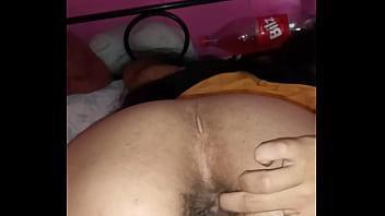 Preview 2 of Helle Berey - le muevo el culo a mi novio me meto dedos y me folla bien rico