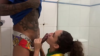 Preview 3 of Alexis Taxasanal - WORLD CUP 2022 AFTER BRAZIL WON,  I WENT TO METER WITH THE NOVINHA TO CELEBRATE IN THE PELO