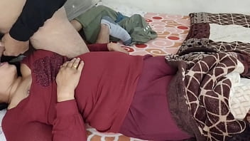 Preview 2 of Vaintage Mom - Stepbro first time with Stepsis. Hindi Video