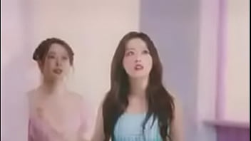 Preview 3 of Deshi Sex Mp4 - [MV]  (LOONA) &quot_Flip That