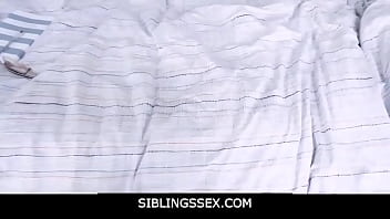 Preview 3 of Xdating Hdget - SiblingsSex - My Teen Step Sister Layla London And Her Big Natural Boobs